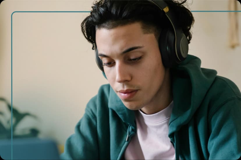 Real-World Symptom Trajectories in Adolescents With and Without Suicide Risk Receiving Care from Rula Health: Retrospective Study