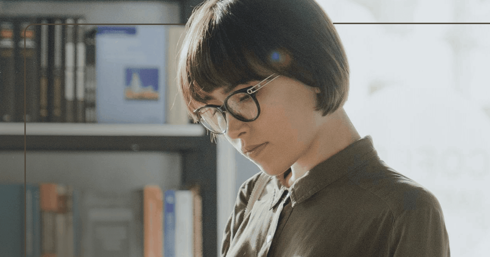 woman being mindful to what triggers her feelings of awkwardness